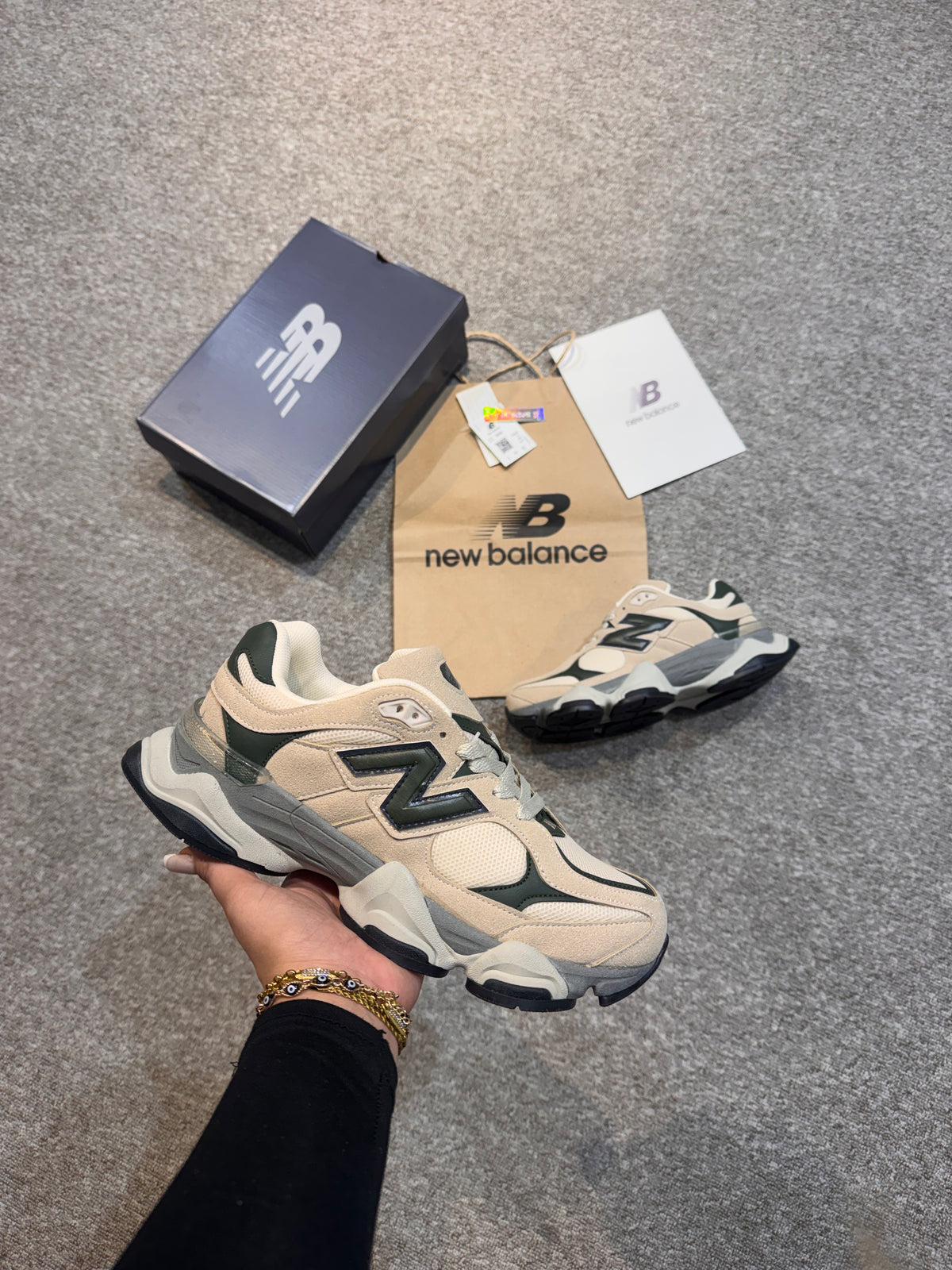 NB 9060 Krem Siyah